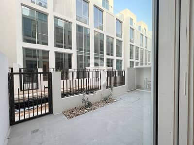 4 habitaciones Townhouse para en Alquiler en Al Barari, Dubai - Casa adosada en Al Barari,Ixora, 4 dormitorios, 399999 AED - 15609291 4 habitaciones Townhouse para en Alquiler en Al Barari, Dubai - Casa adosada en Al Barari,Ixora, 4 dormitorios, 399999 AED - 15609291
