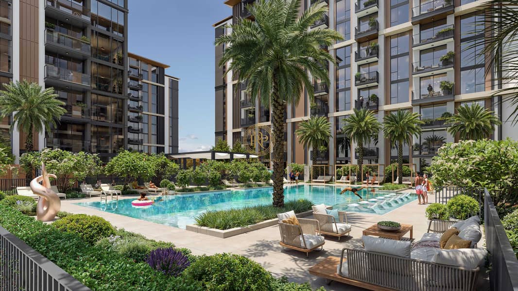 11 Windsor House II - pool deck. jpg