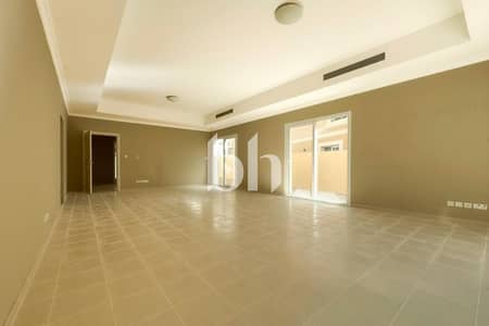 4 Camere Villa in Affitto a Dubai Silicon Oasis (DSO), Dubai - 3 D 8 Bmxdu 7 Ip NQAZLV 1 Bq Oy 2 UJ Ng Bik Ap HJ 6 Ly WVR
