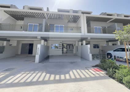 4 Camere Townhouse in Vendita a DAMAC Hills 2 (Akoya by DAMAC), Dubai - IMG_6940. jpg