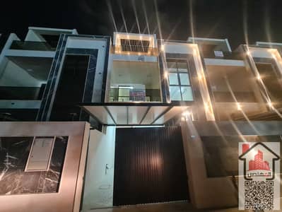 5 habitaciones Villa para en Alquiler en Al Tallah 1, Ajman - 2a776853-963f-4254-aa7e-d1e8fd99dffb. jpg