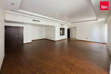 4 habitaciones Apartamento para en Venta en Jumeirah Beach Residence (JBR), Dubai - Apartamento en Jumeirah Beach Residence (JBR)，Sadaf，Sadaf 8, 4 dormitorios, 3599999 AED - 15610865