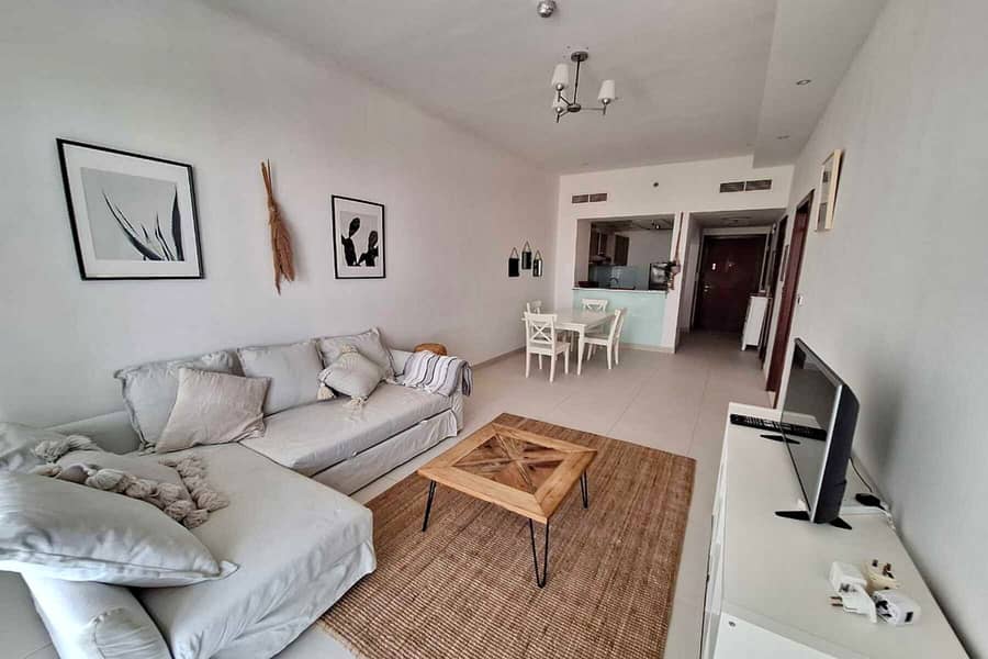 Amazing Park Views l 1 BR l Price neg l High ROI Amazing Park Views l 1 BR l Price neg l High ROI