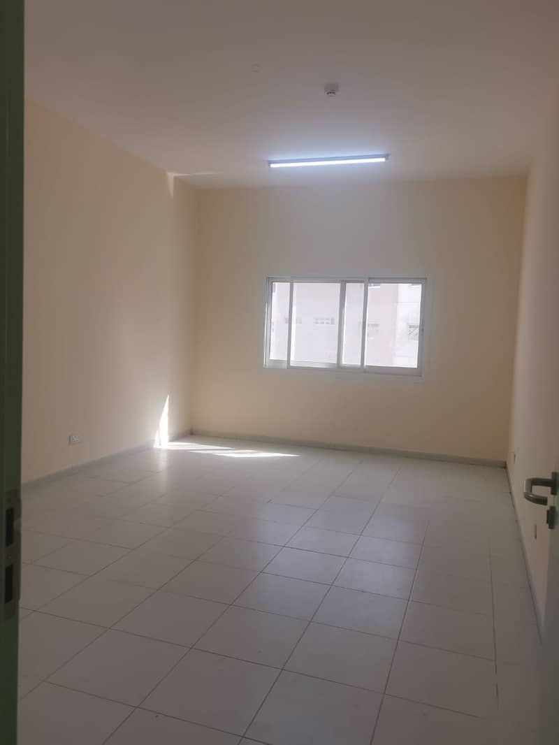 5,10,20,50,100 upto 400 rooms available in clean and well maintained properties in Jebel ALI Industrial areas