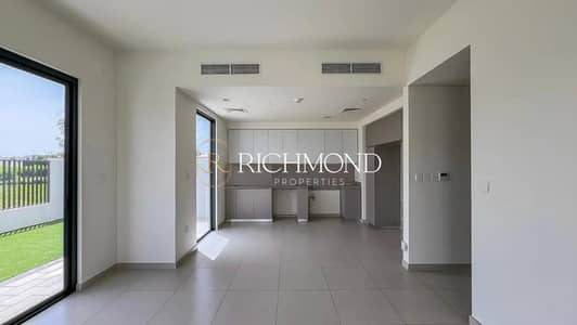 4 Camere Villa in Vendita a Dubai South, Dubai - WhatsApp Image 2026-06-08 at 1.58. 28 PM (3) (1). jpeg