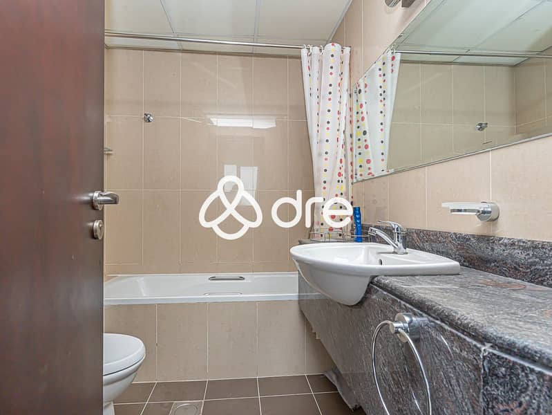 14 DRE03958-Edit. JPG
