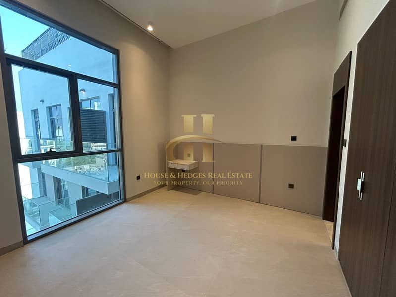 Premium Quality | Brand New | High Ceiling - Image 4