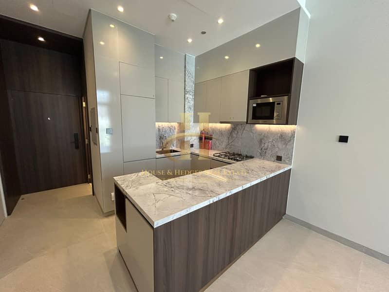 Premium Quality | Brand New | High Ceiling - Image 5