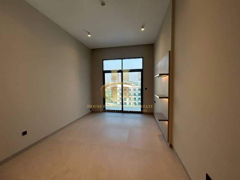 Premium Quality | Brand New | High Ceiling - Image 6