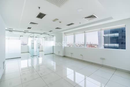 Office for Rent in Al Barsha, Dubai - Chiller Free I Attached Toilet and Pantry I Vacant