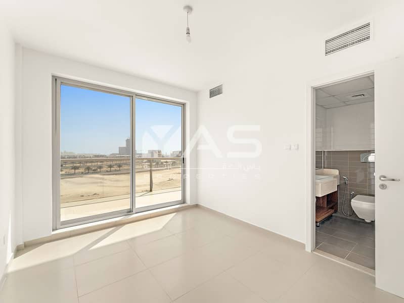 16 MMK05129e. jpg