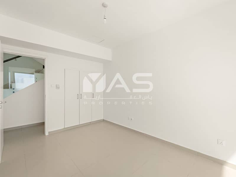 17 MMK05135e. jpg