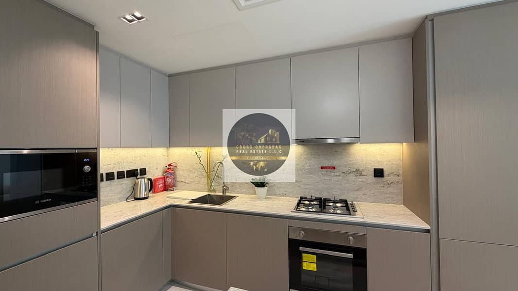 5 Kitchen. jpeg