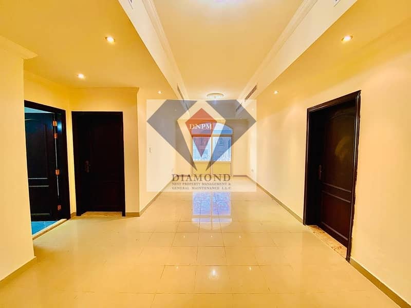Offer! Four Bedrooms Hall Offer! Four Bedrooms Hall