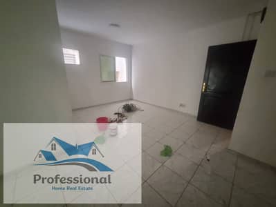 1 Slaapkamer Appartement te Huur in Al Mahatah, Sharjah - 1000666933. jpg