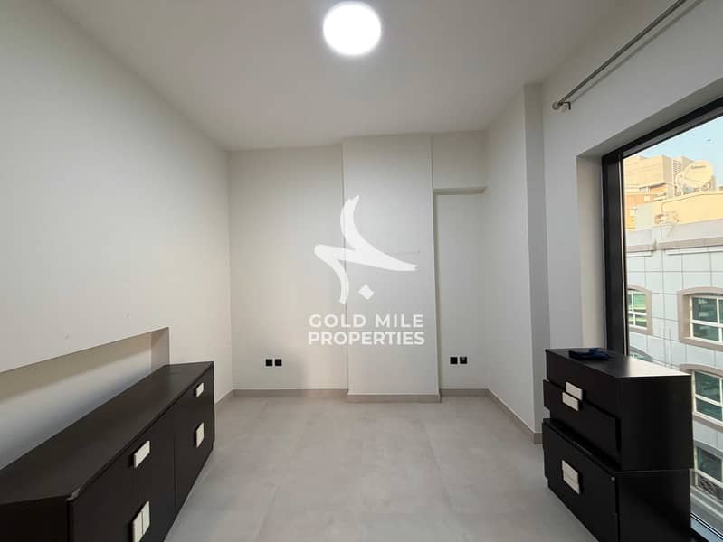 13-Months Contract || Brand New Building || Kabayan Sharing || Near Metro - Image 11