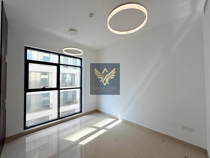 Bright & Spacious 2 BHK | Top Amenities City View