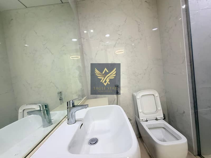 Bright & Spacious 2 BHK | Top Amenities City View - Image 11