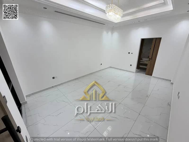 10 835360113-1066x800. webp