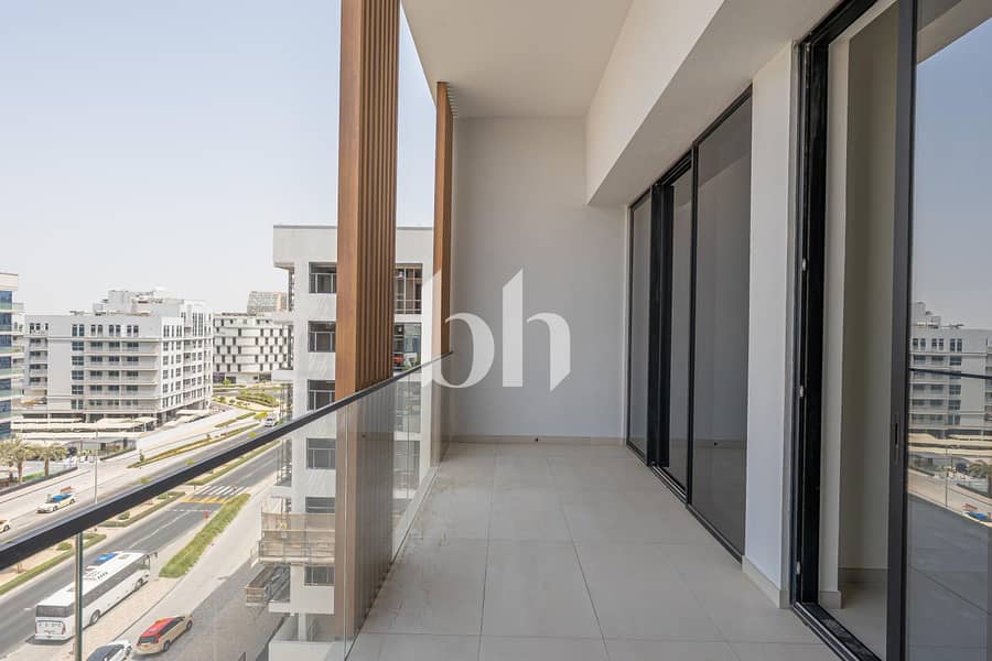 8 NOL 01896 HDR