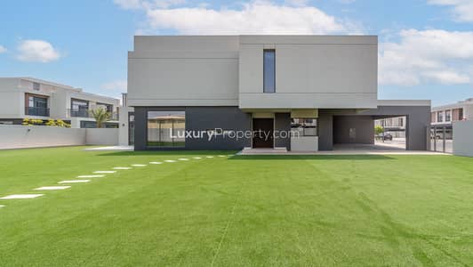 5 Bedroom Townhouse for Rent in Dubai South, Dubai - Corner Villa | Pulse Beachfront 3 | Maid's Room 5 Bedroom Townhouse for Rent in Dubai South, Dubai - Corner Villa | Pulse Beachfront 3 | Maid's Room