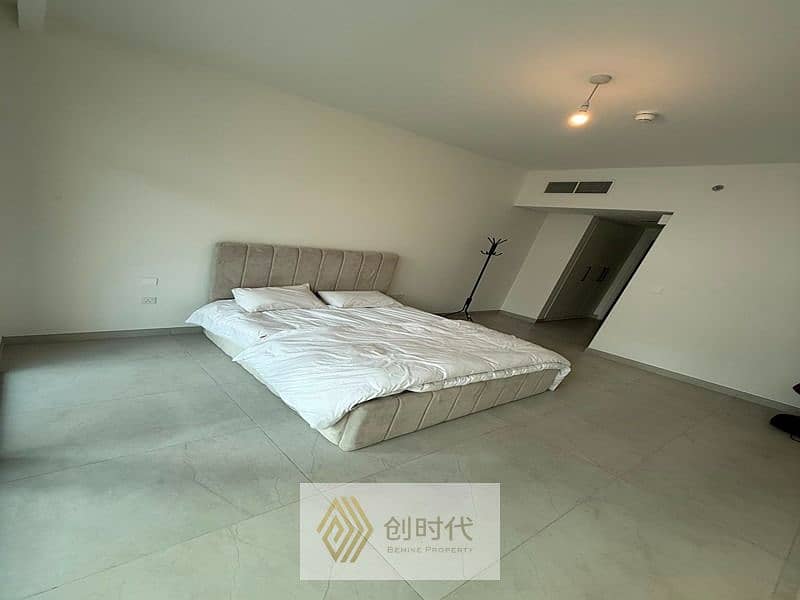 Brand New | Spacious Lay Out | Prime Location - Image 4