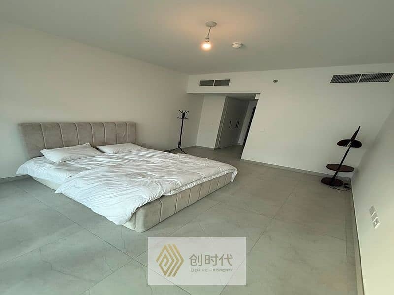 Brand New | Spacious Lay Out | Prime Location - Image 5