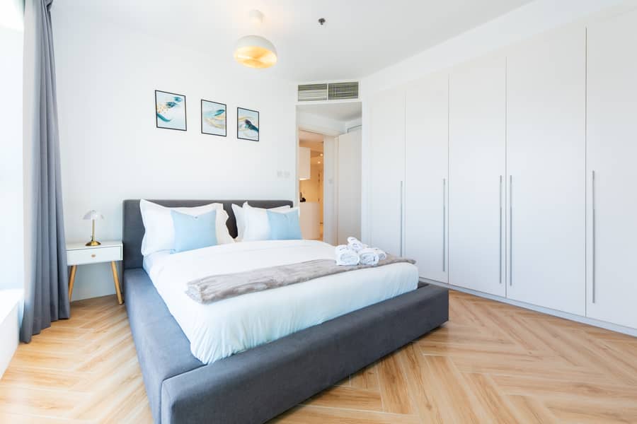 8 Bed 2.3. jpg