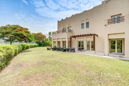 5 Schlafzimmer Villa zum zur Miete in The Meadows, Dubai - Villa in The Meadows，The Meadows 5, 5 schlafzimmer, 570000 AED - 15586898