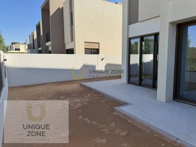 4 Bedroom Townhouse for Rent in Dubailand, Dubai - 4BR + Maids | Exquisite Location| Grab Now !