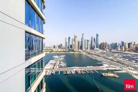 2 Bedroom Flat for Sale in Dubai Harbour, Dubai - Marina And Palm View |Ready To Move In| Brand New