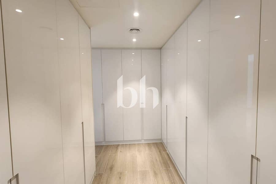 8 Photo 1