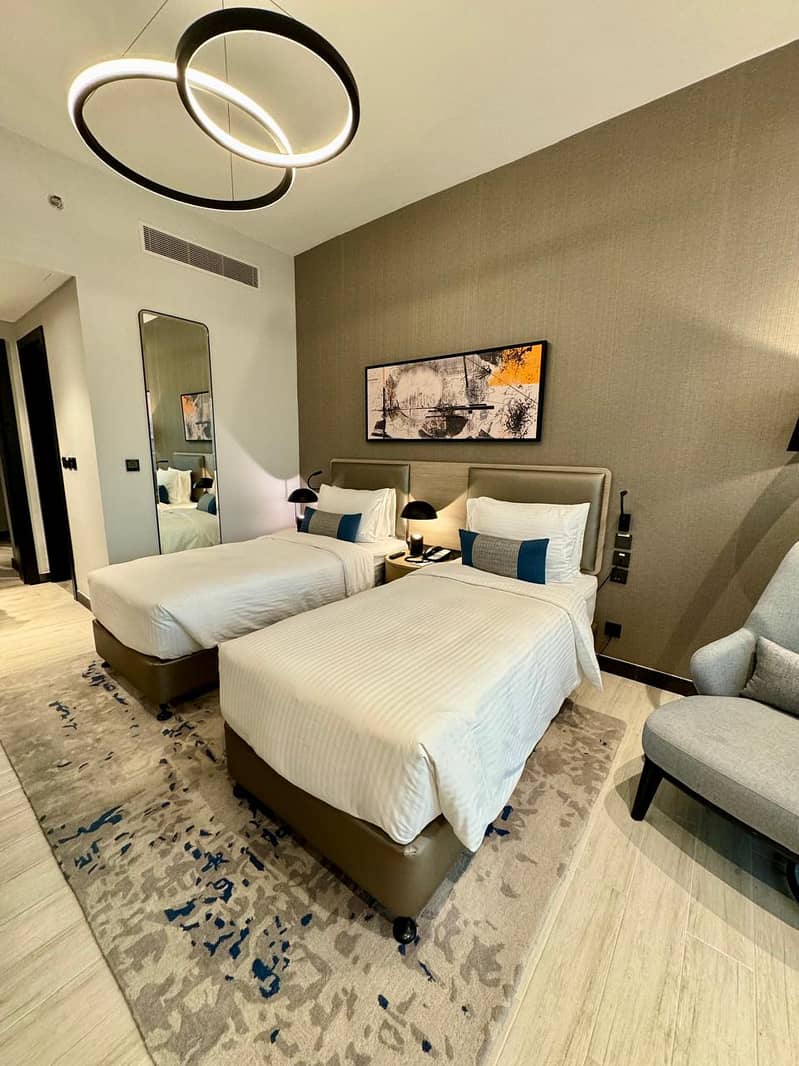 3 PHOTO-2024-10-20-14-04-50 2. jpg