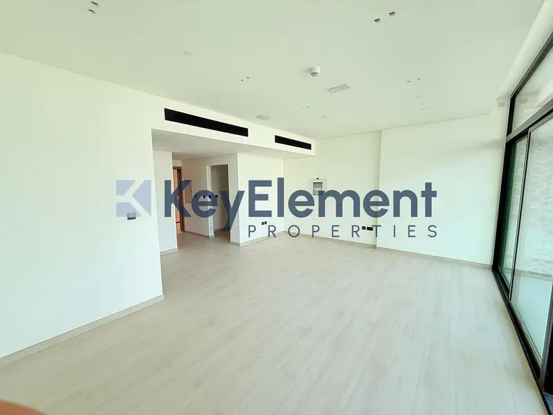 Prime Commercial Office | Spacious Layout | Binghatti Emerald
