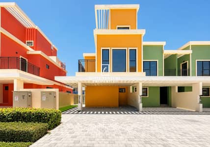 5 Camere Townhouse in Affitto a DAMAC Lagoons, Dubai - Villetta a schiera a DAMAC Lagoons，Portofino, 5 camere da letto, 220000 AED - 15560239