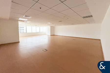 Office te Huur in Jumeirah Lake Towers (JLT), Dubai - Kantoor in Jumeirah Lake Towers (JLT),Mazaya Business Avenue,Mazaya Business Avenue BB-1, 120000 AED - 10070126 Office te Huur in Jumeirah Lake Towers (JLT), Dubai - Kantoor in Jumeirah Lake Towers (JLT),Mazaya Business Avenue,Mazaya Business Avenue BB-1, 120000 AED - 10070126