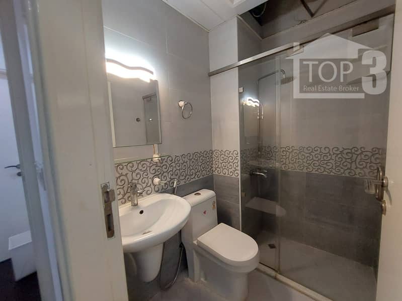 7 wash room 2 . jpeg