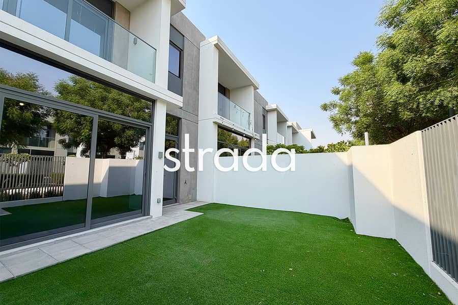 AVAILABLE NOW | PRIME LOCATION | HOT PROPERTY AVAILABLE NOW | PRIME LOCATION | HOT PROPERTY