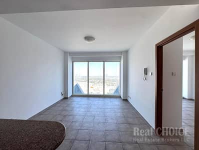 1 Slaapkamer Appartement te Huur in Sheikh Zayed Road, Dubai - Appartement in Sheikh Zayed Road，Up Tower, 1 slaapkamer, 90000 AED - 15393262