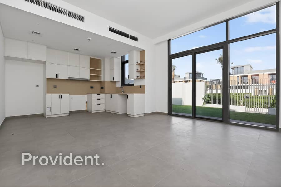 Single Row | Vacant | Landscaped Single Row | Vacant | Landscaped