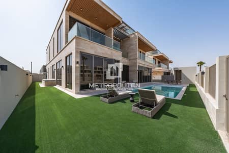 5 Bedroom Villa for Sale in Dubai South, Dubai - Luxury Mansion | Lagoon Front | larg plot