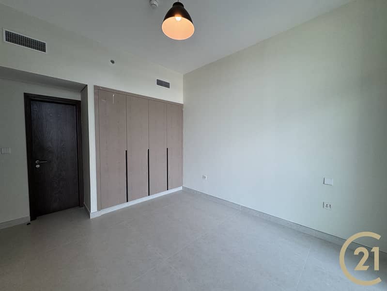3 03-Zazen Ivy 401 Bedroom 1 C21WM. jpg