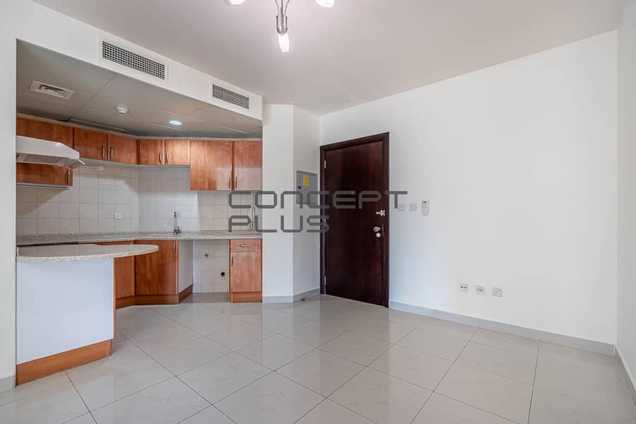 Only Minutes from DMCC Metro Station I Corner Unit Only Minutes from DMCC Metro Station I Corner Unit