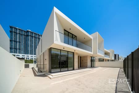 5 Bedroom Villa for Sale in Dubai Hills Estate, Dubai - Your Private Retreat on the Lagoon