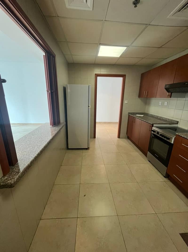 8 Kitchen 2. jpeg