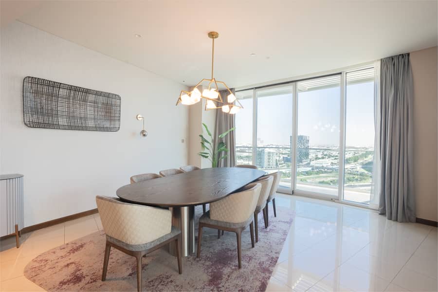 2 Dining Area. JPG
