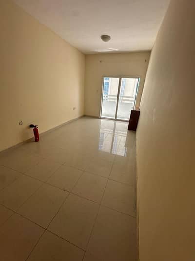 Monolocale in Affitto a Al Hamidiyah, Ajman - 328ede26-45a3-48e6-ac36-33b6f390a3fc. jpg