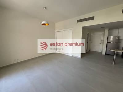 Studio for Rent in Motor City, Dubai - Fully Renovated | Spacious | Vacant | Unfurnished Studio for Rent in Motor City, Dubai - Fully Renovated | Spacious | Vacant | Unfurnished