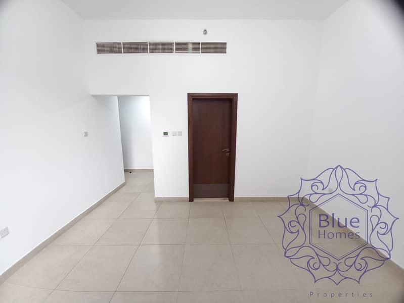 Hot Location | READY TO MOVE , 2 BHK & Balcony 3 To 4 Mint Walk Burjman Metro - Image 6