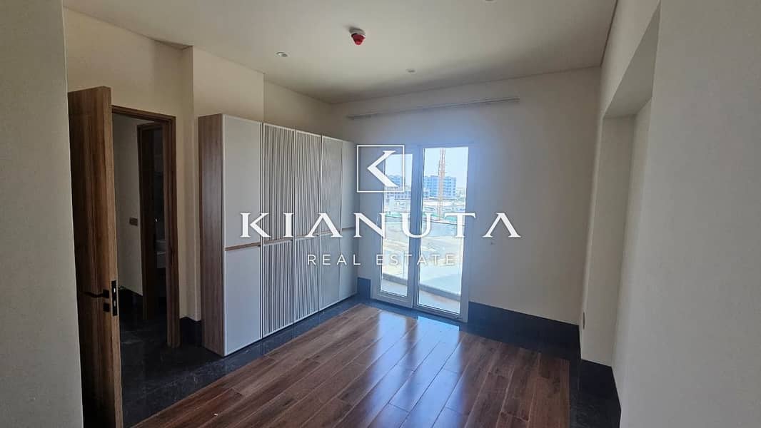 SPACIOUS | OPEN VIEW | READY TO MOVE | FAMILY - Image 15